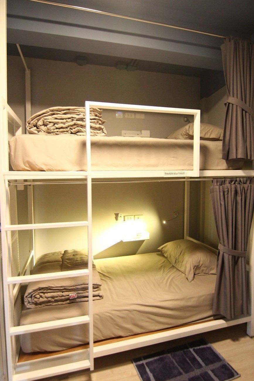 The Moon Hostel Hua Hin