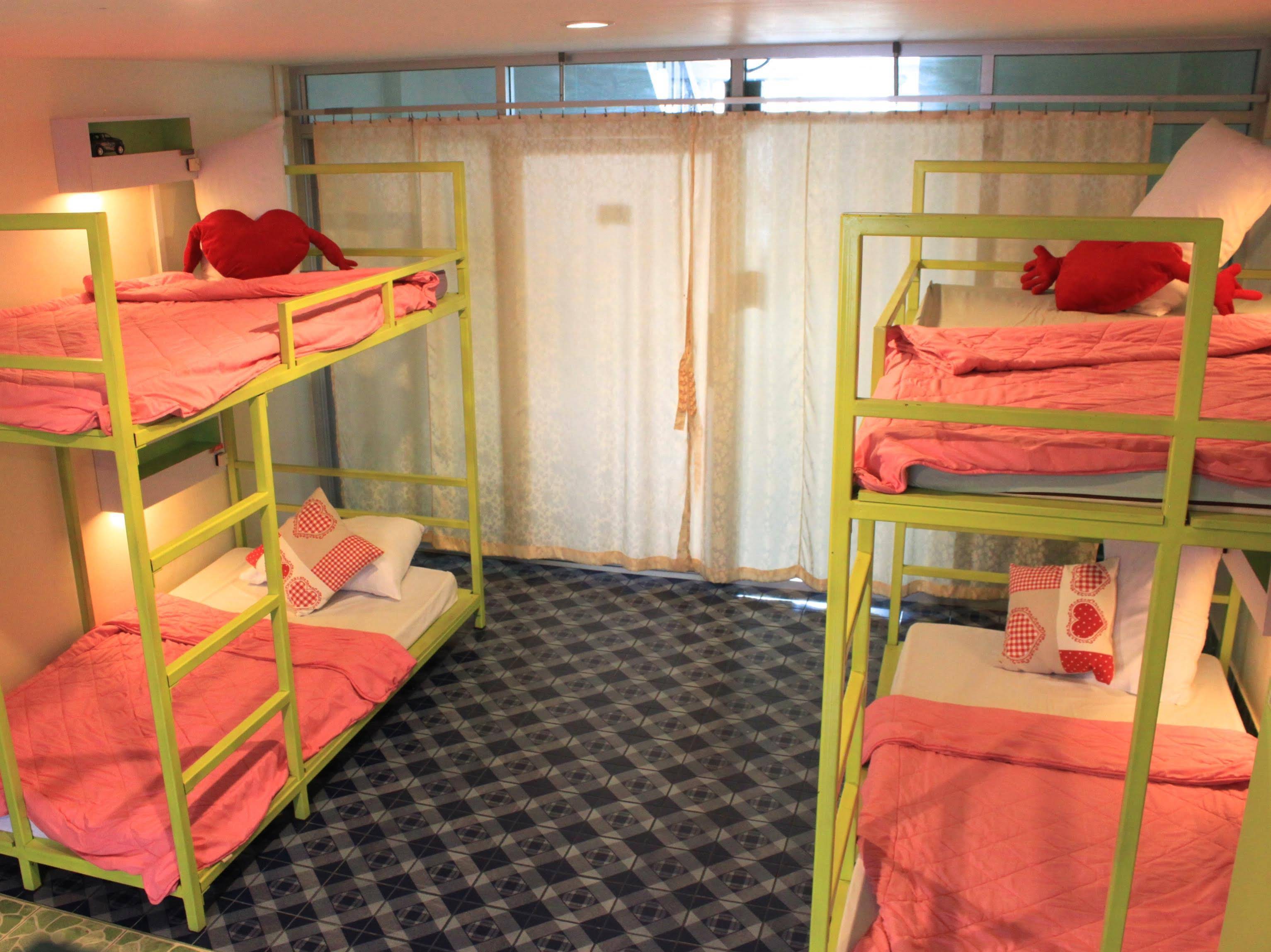 Tid Tarad Hostel Hua Hin