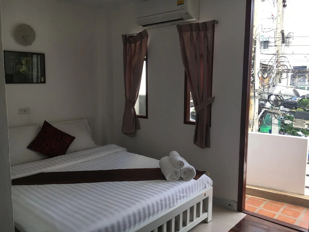Tongmee Guest House