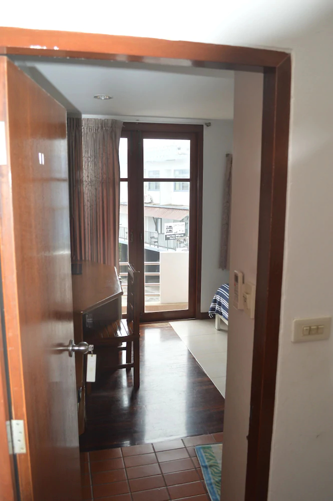 Tongmee Guest House