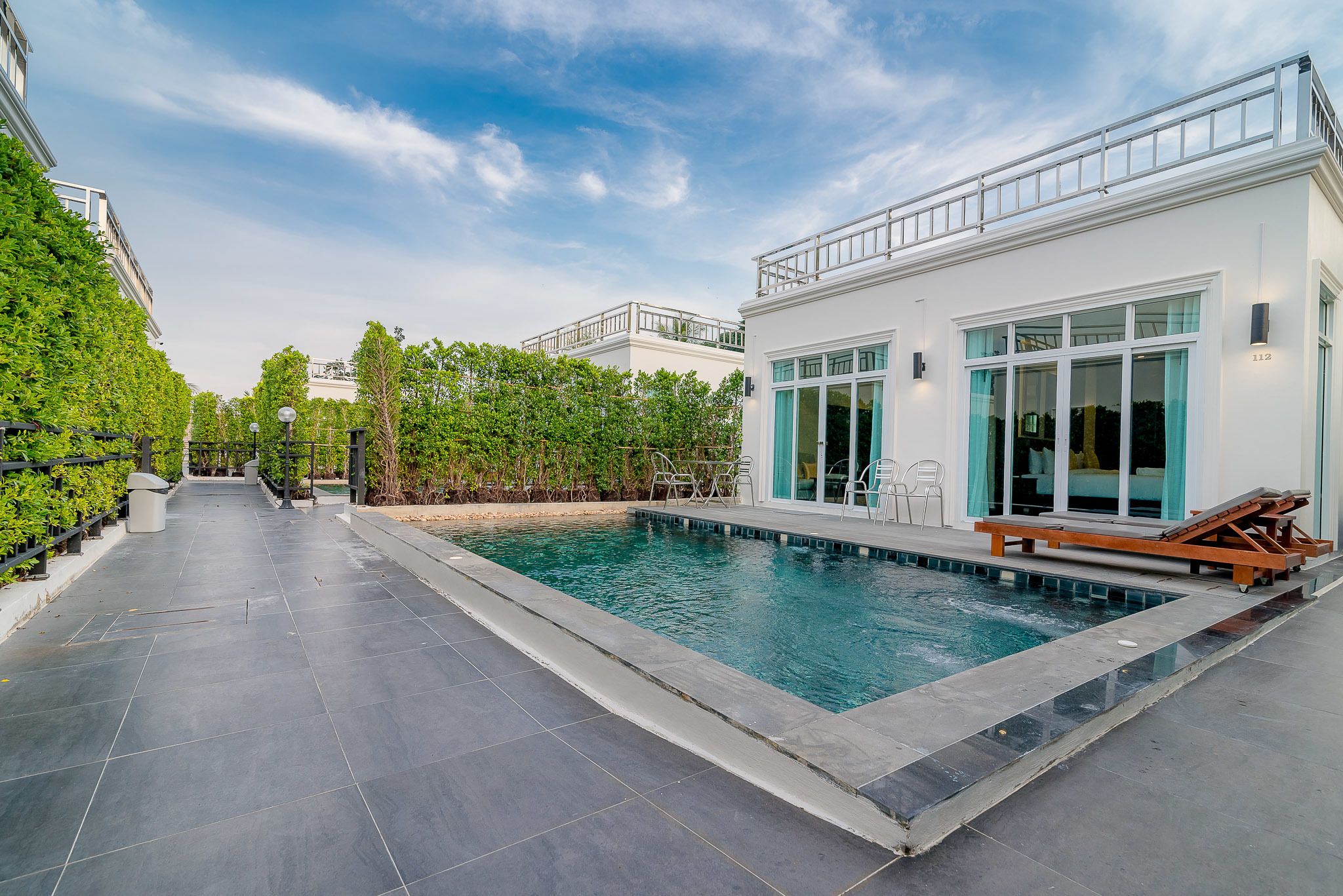 T Villas Huahin