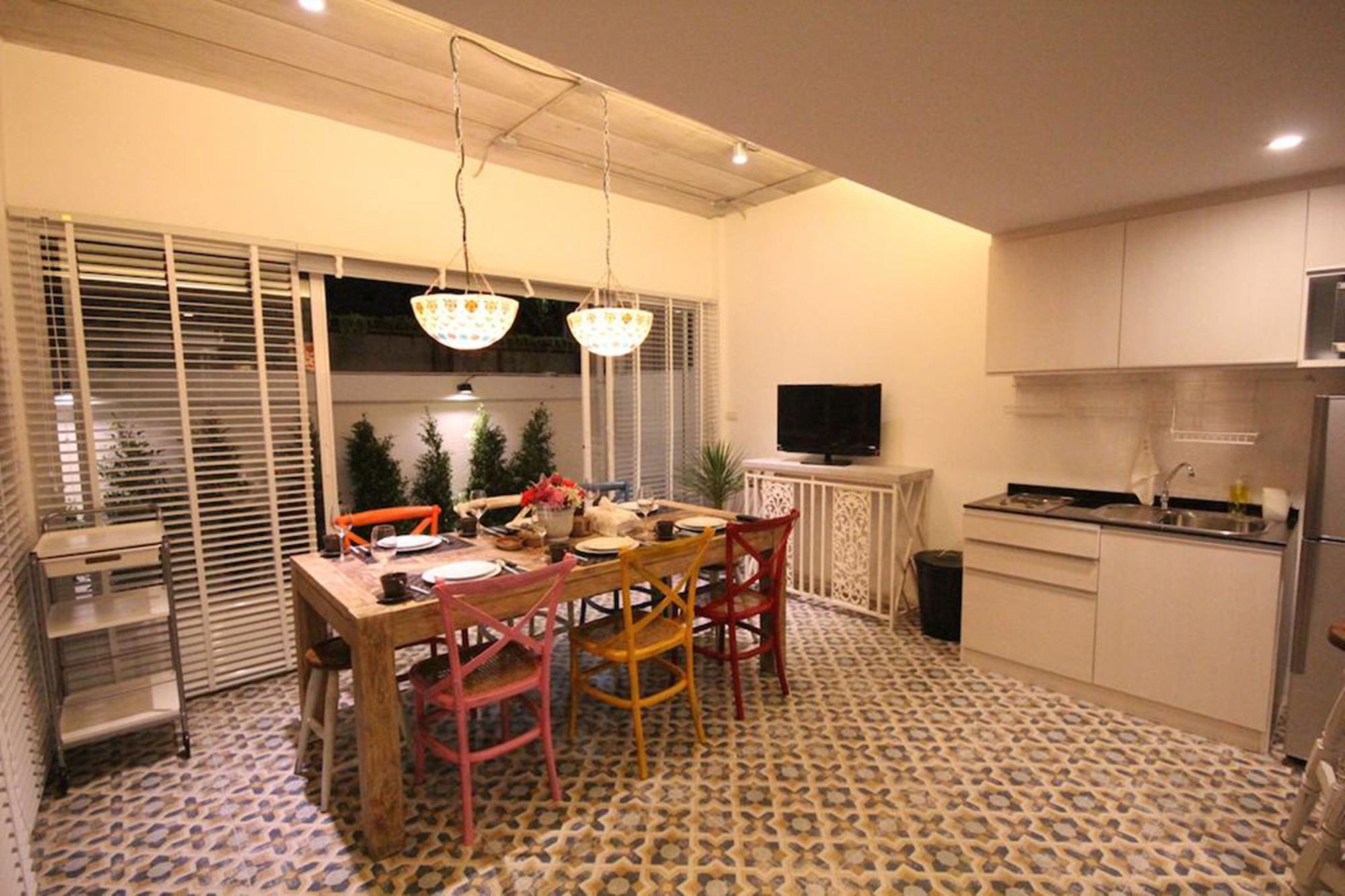Villa S