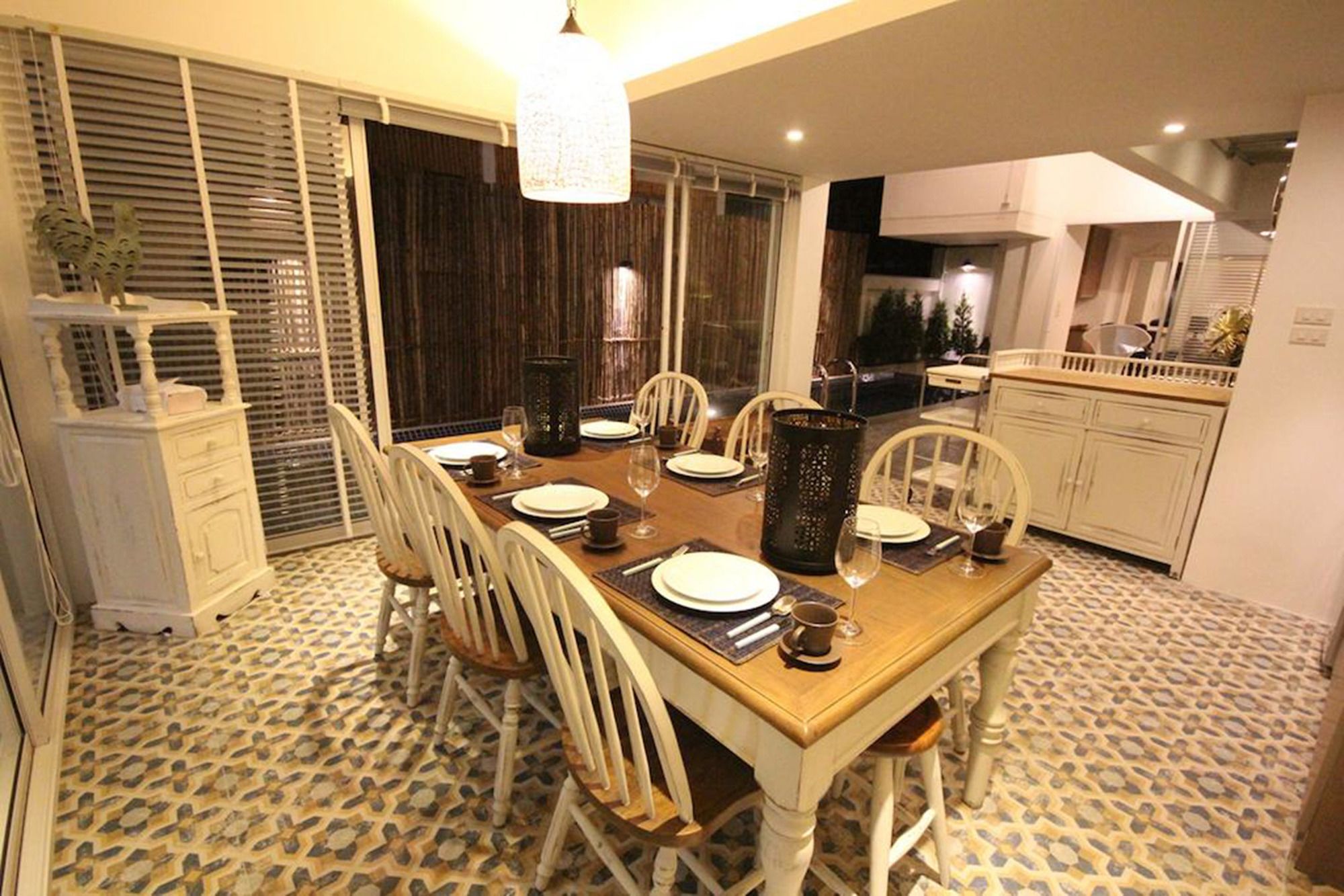 Villa S