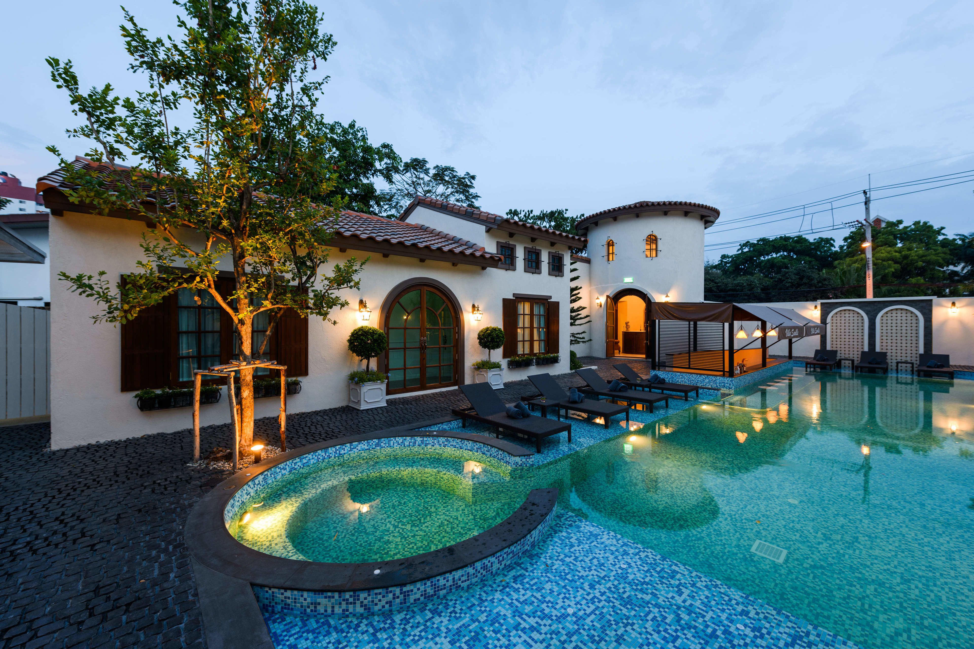 Villa Seville