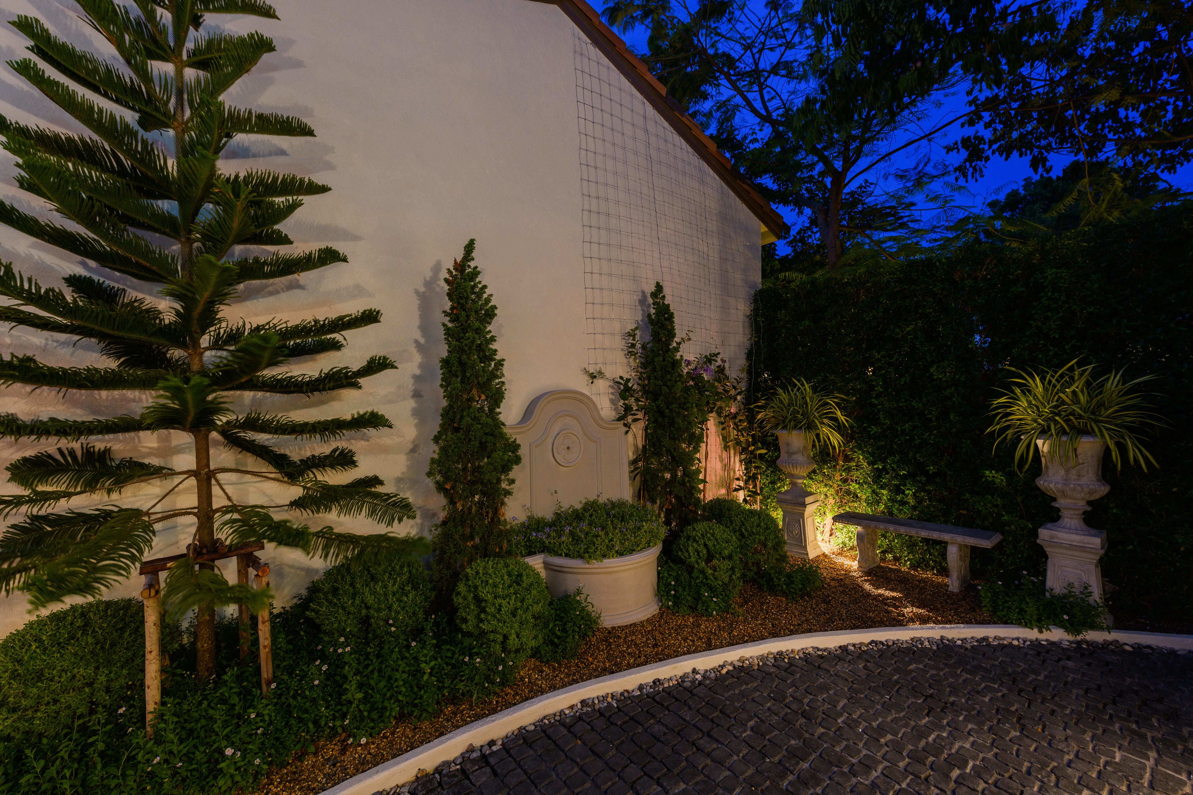 Villa Seville