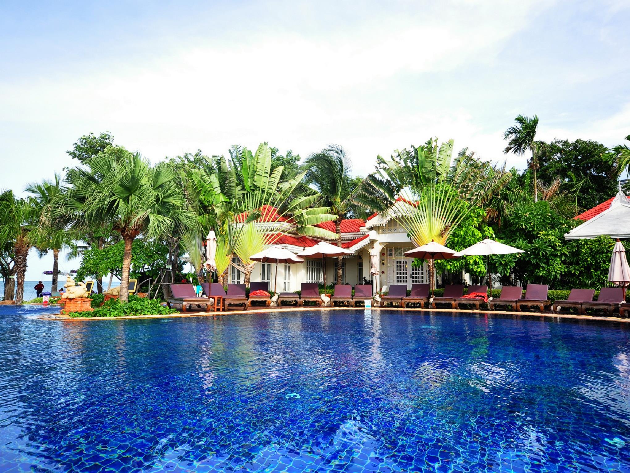 Wora Bura Hua Hin Resort & Spa