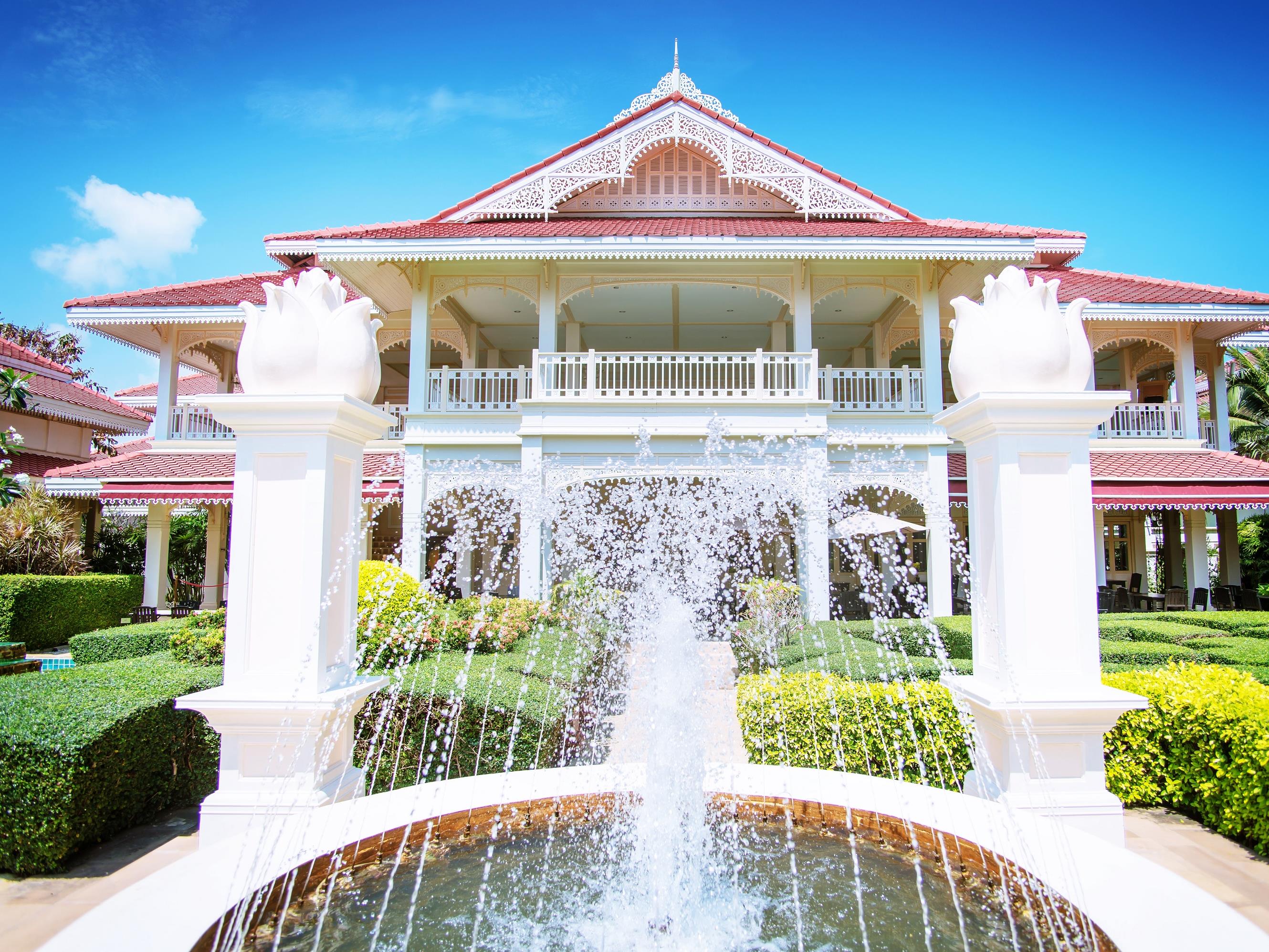Wora Bura Hua Hin Resort & Spa