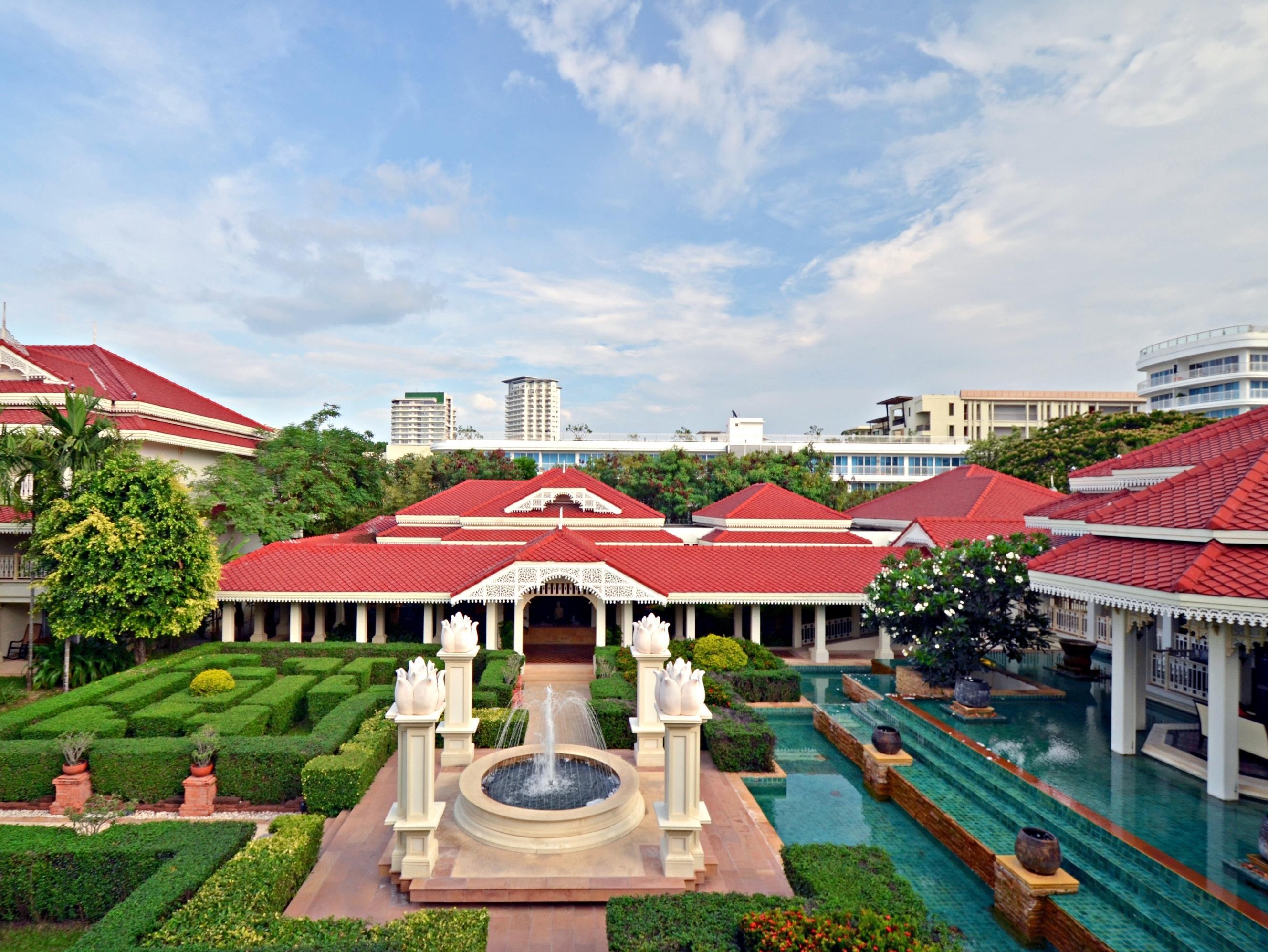 Wora Bura Hua Hin Resort & Spa