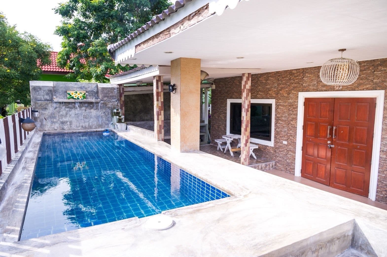 Baan Pak Hadd Jao Seawind 1