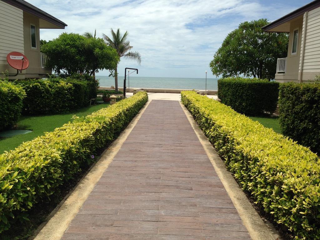 Baan Talay Samran