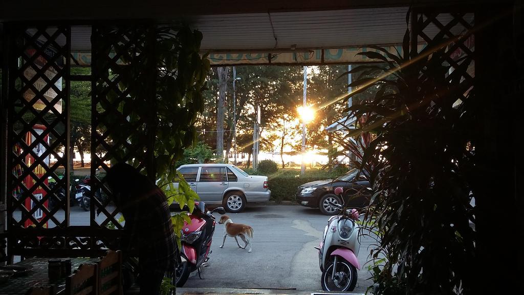 Cha Am Seaside Hotel