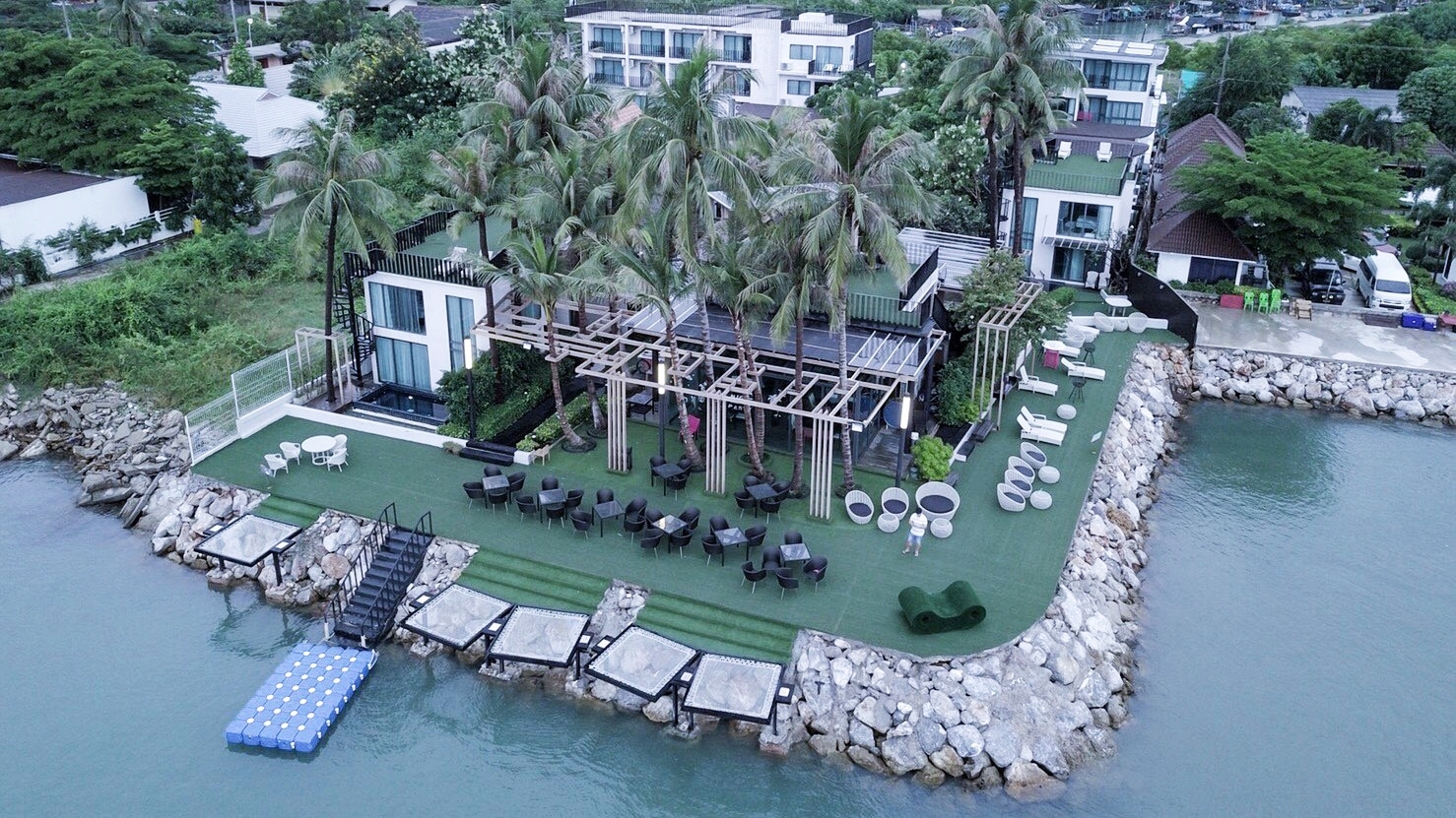 Eco Moment Beach Resort