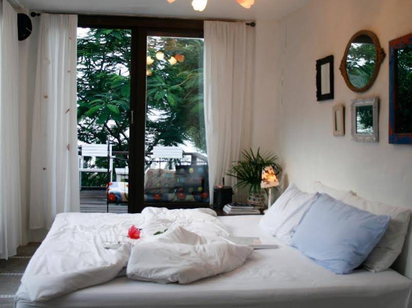 Brassiere Beach Hotel