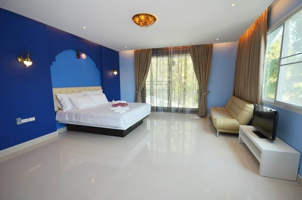 Pearl By The Sea Resort