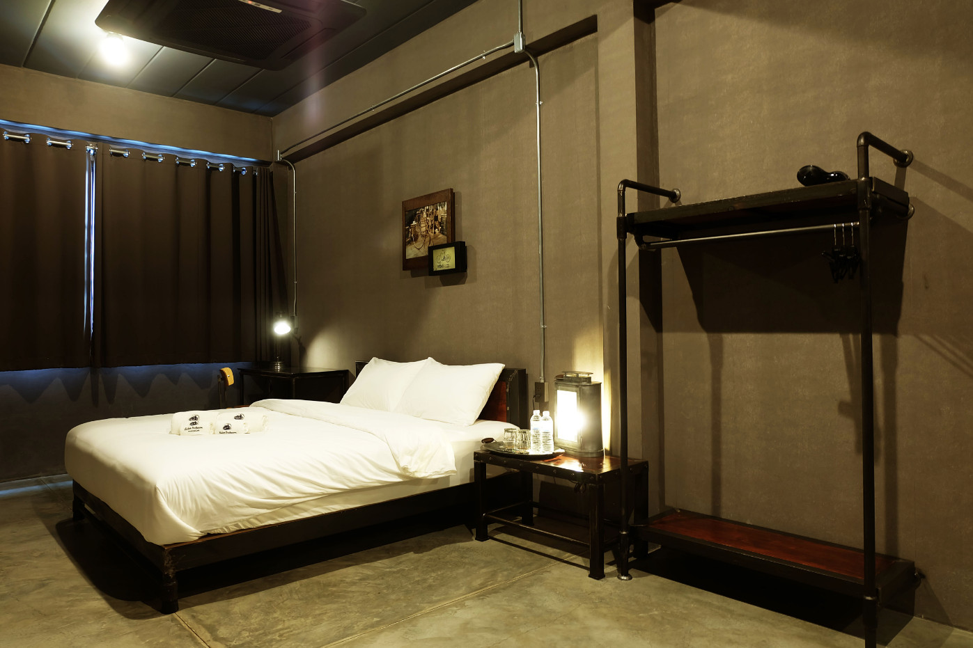Rider Bedroom Hostel & Cafe