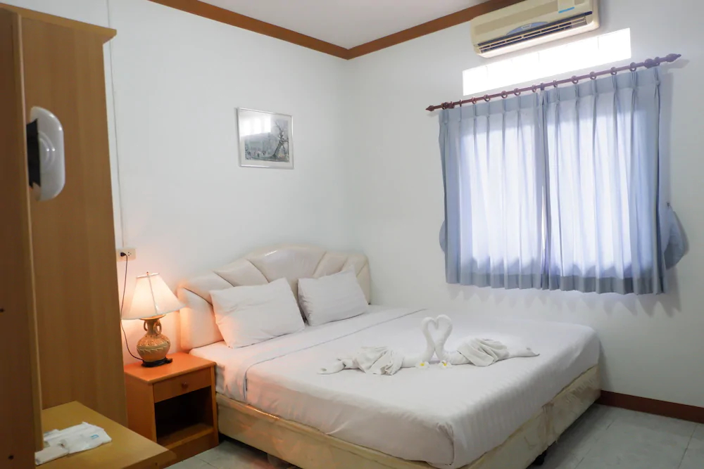 Seaside Hua Hin by OYO Rooms