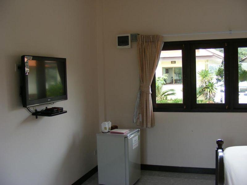 Baan Pak Rim Nam