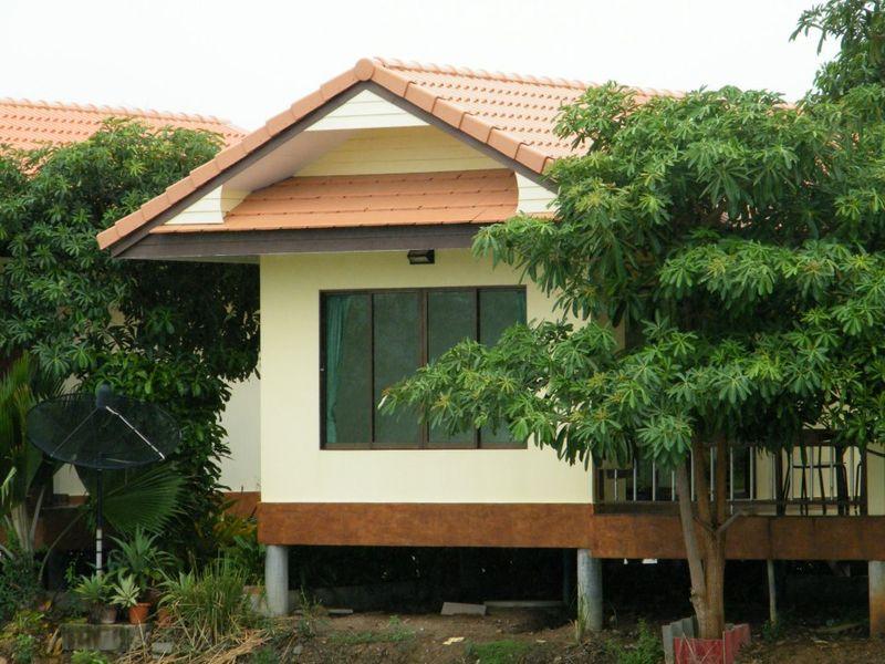 Baan Pak Rim Nam