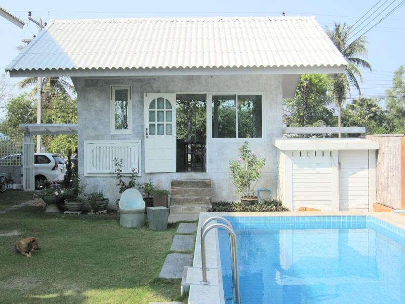 Baan Parinda Pom Pom Home