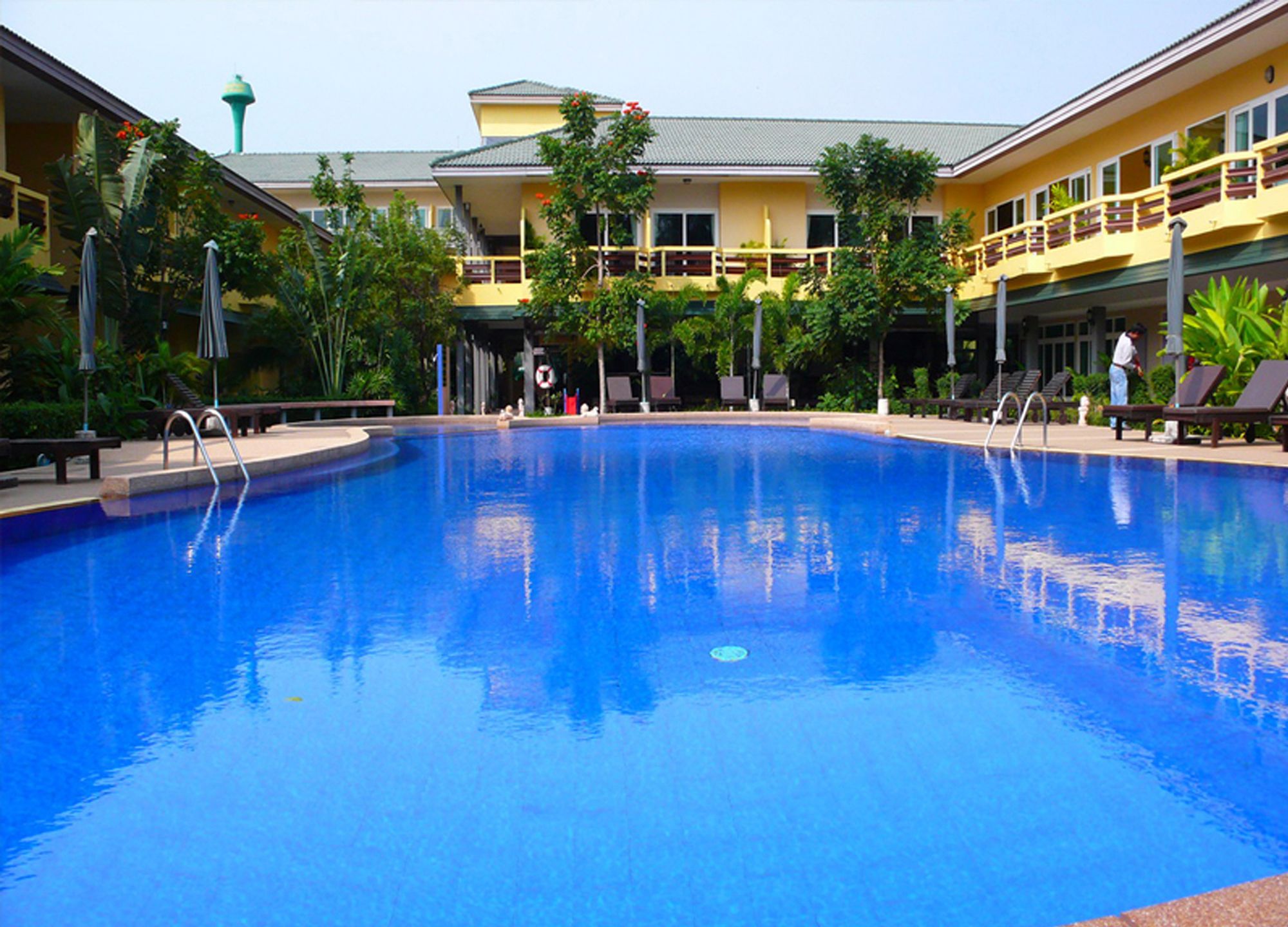 Bacchus Home Resort