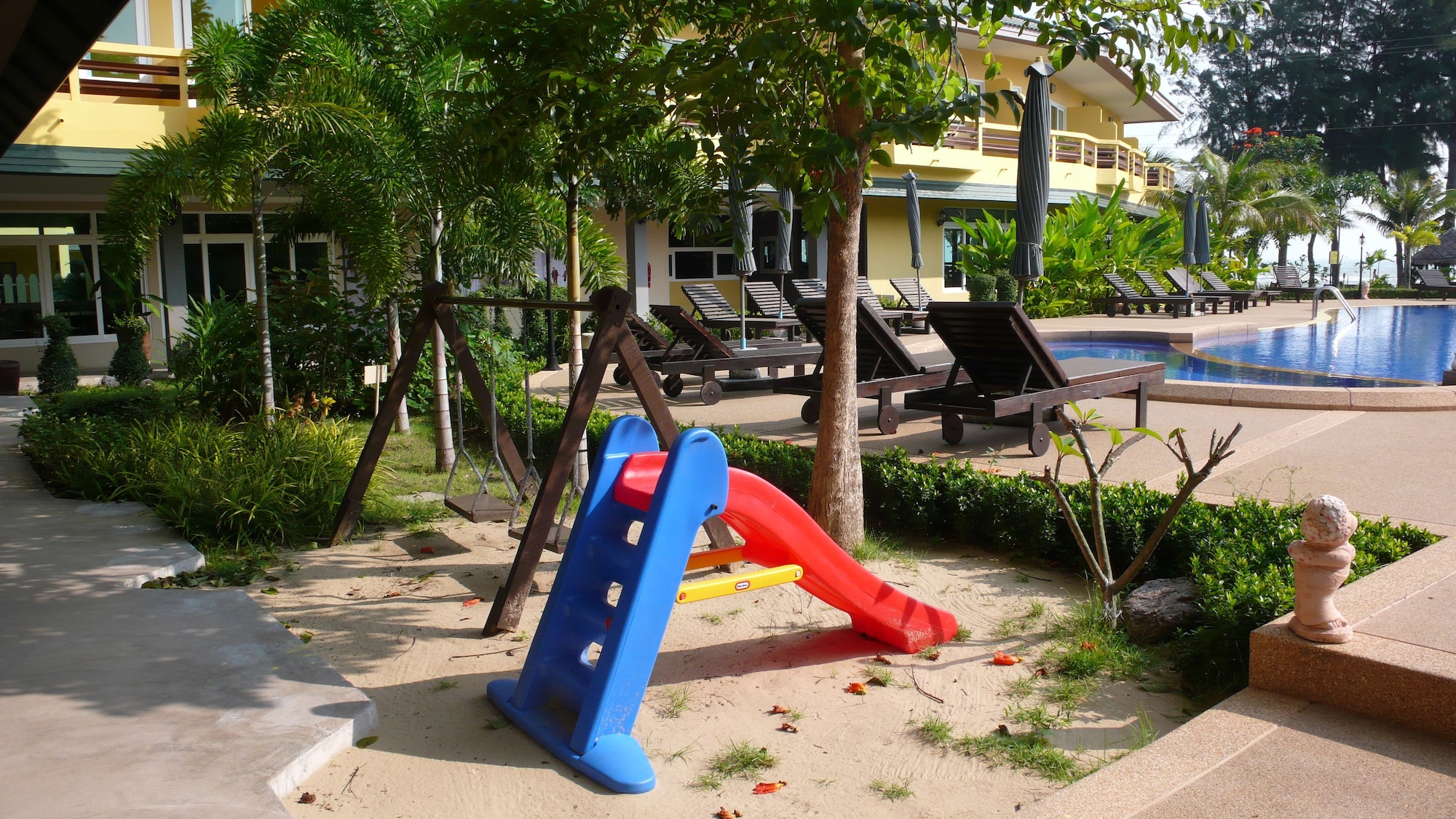 Bacchus Home Resort