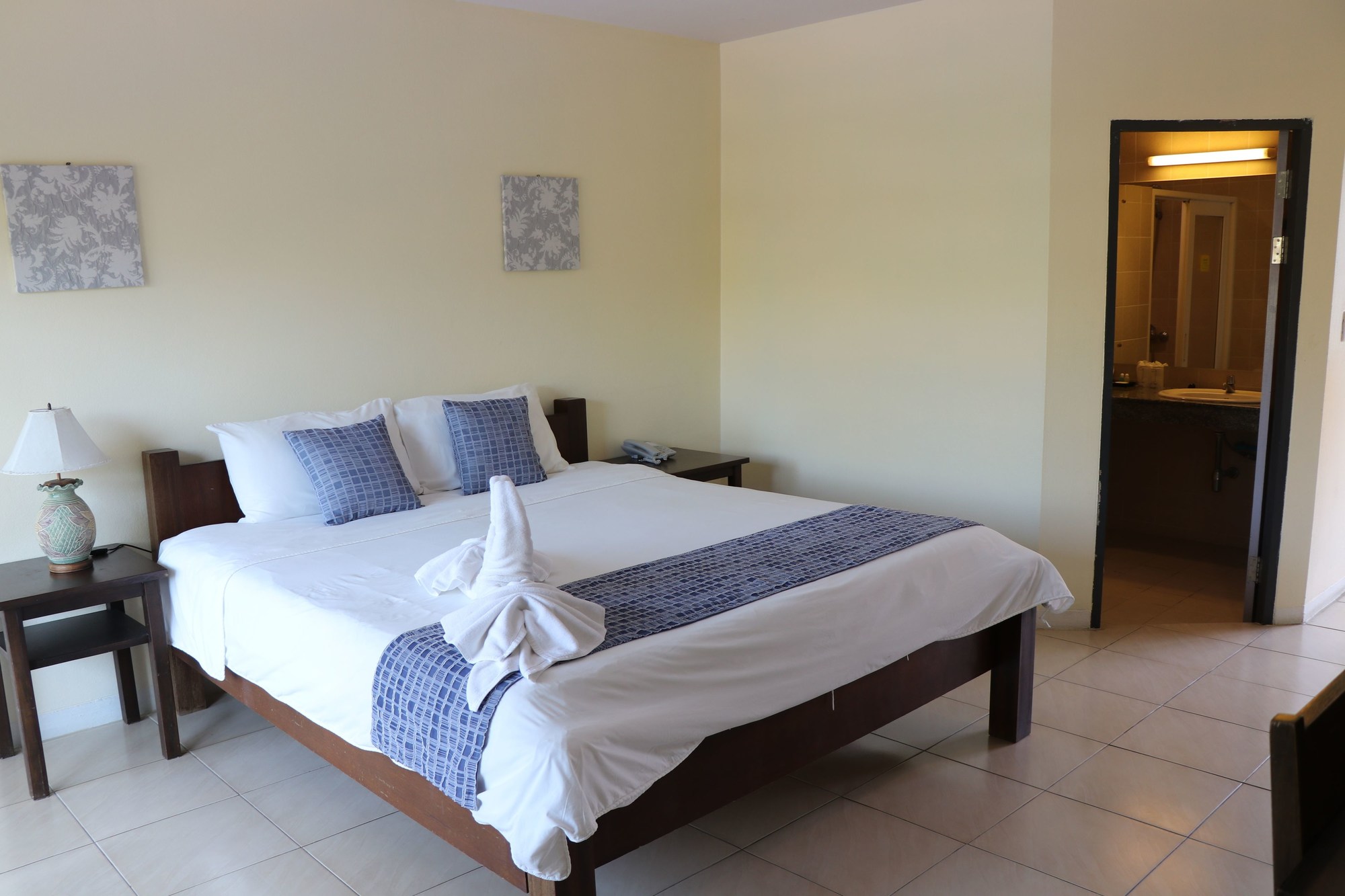Bacchus Home Resort