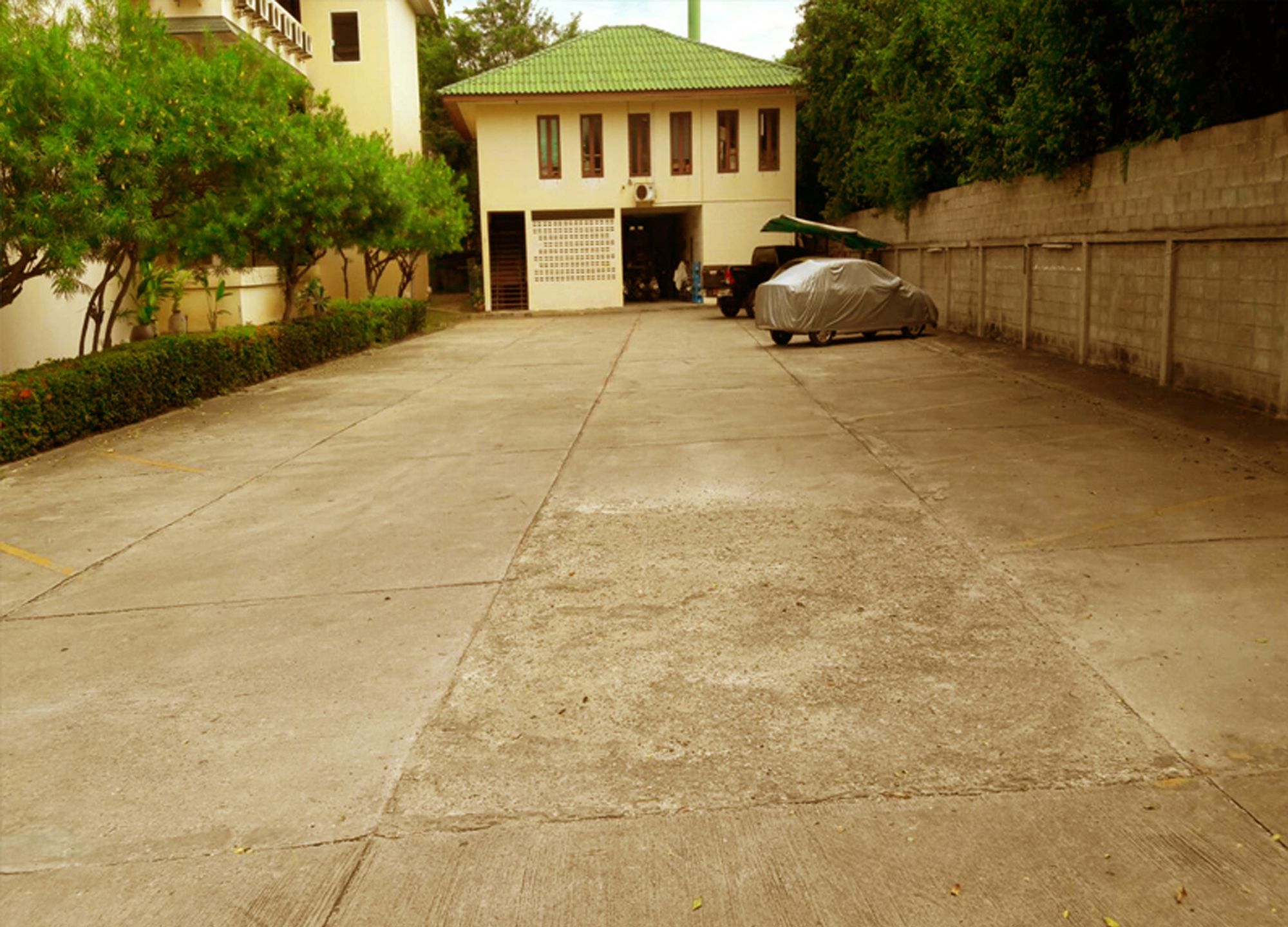 Bacchus Home Resort