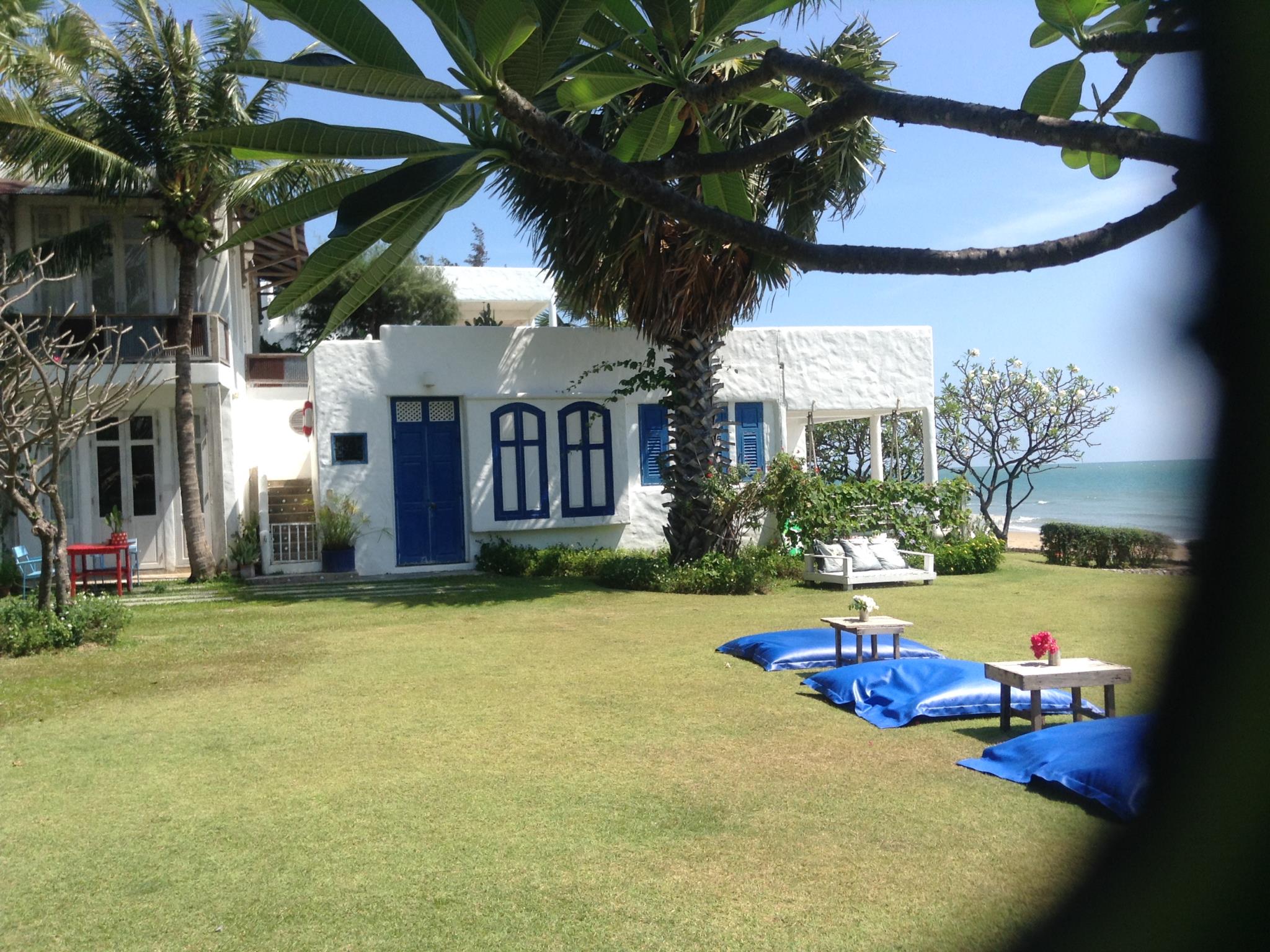 Hua Plee lazy beach