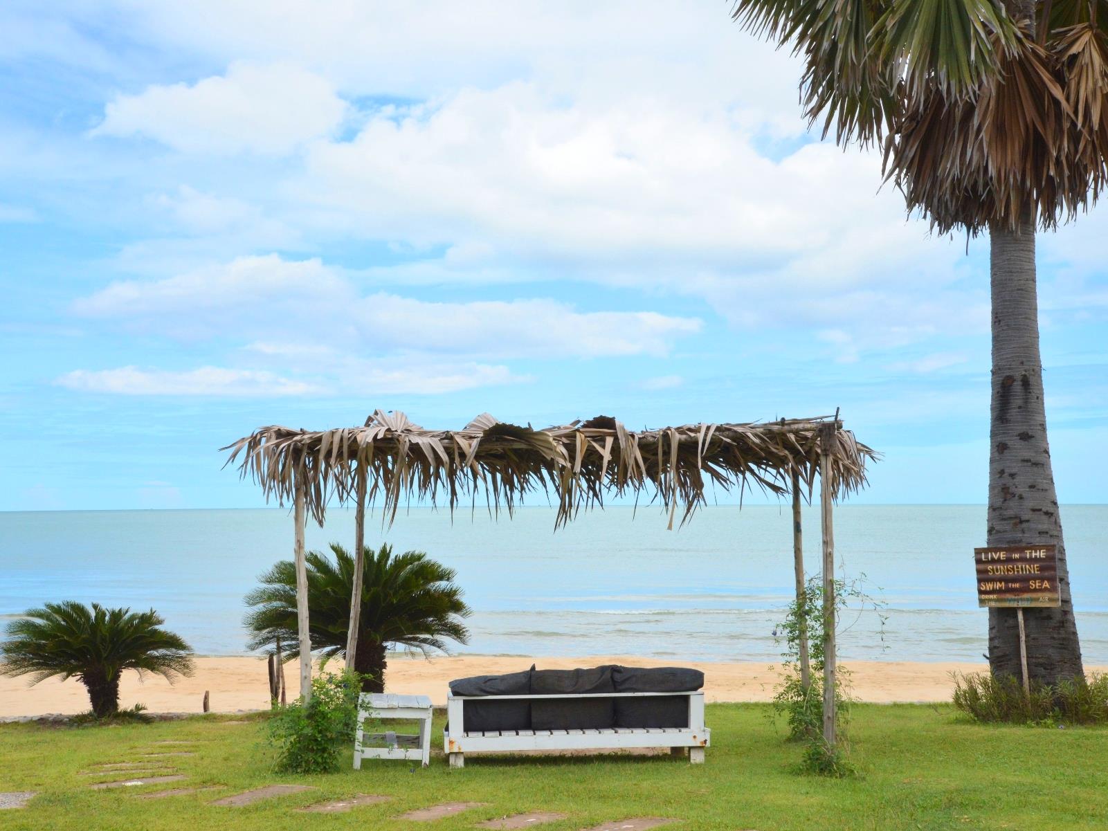 Hua Plee lazy beach
