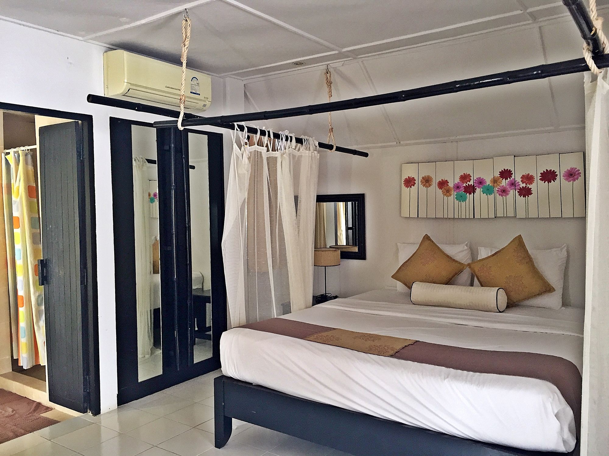 Lawana Escape Beach Resort Pranburi