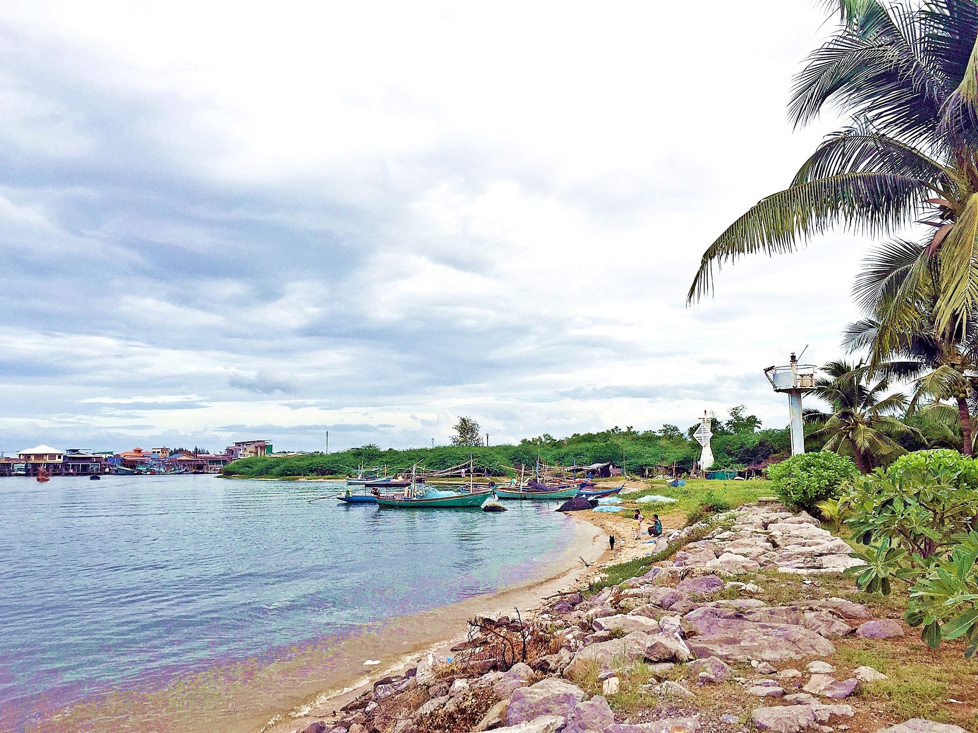 Lawana Escape Beach Resort Pranburi