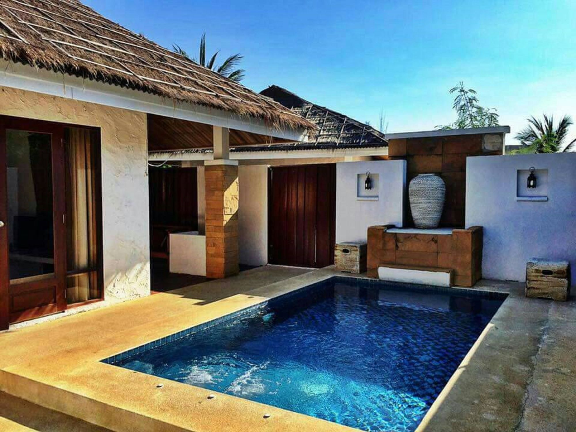 Lawana Escape Beach Resort Pranburi