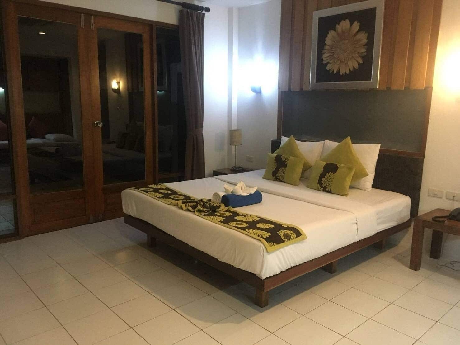 Lawana Escape Beach Resort Pranburi