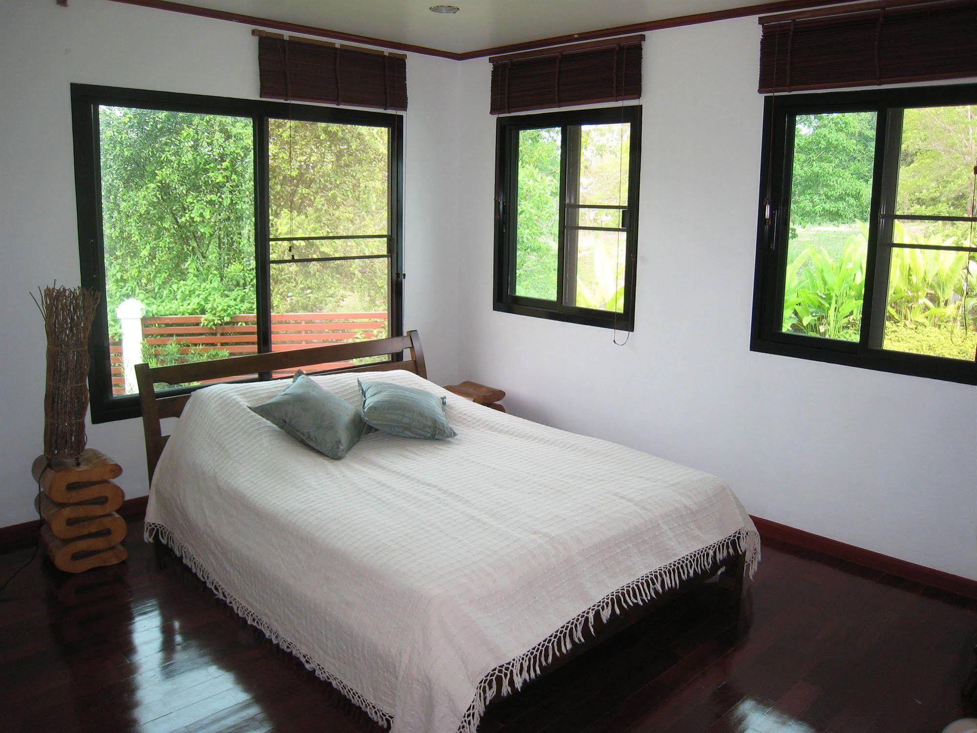 Mountain Breeze Villa