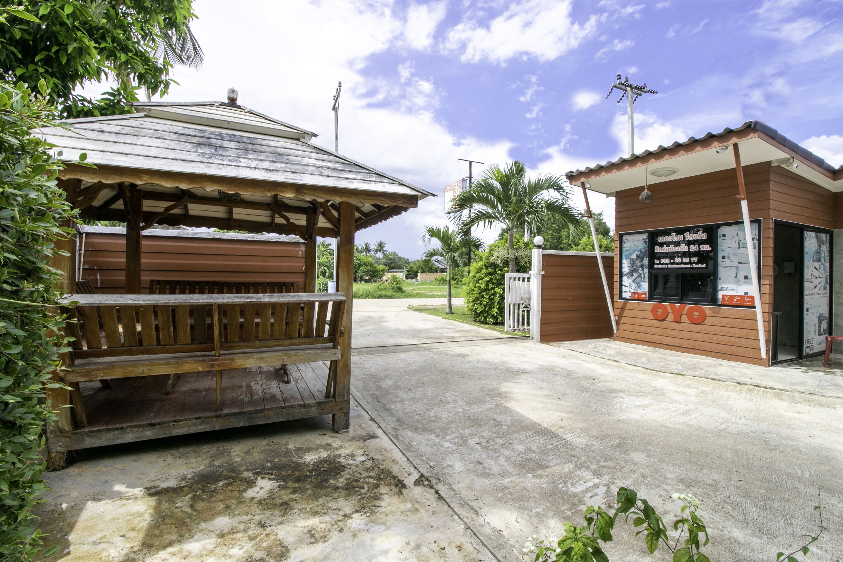 OYO 945 The Rome Resort