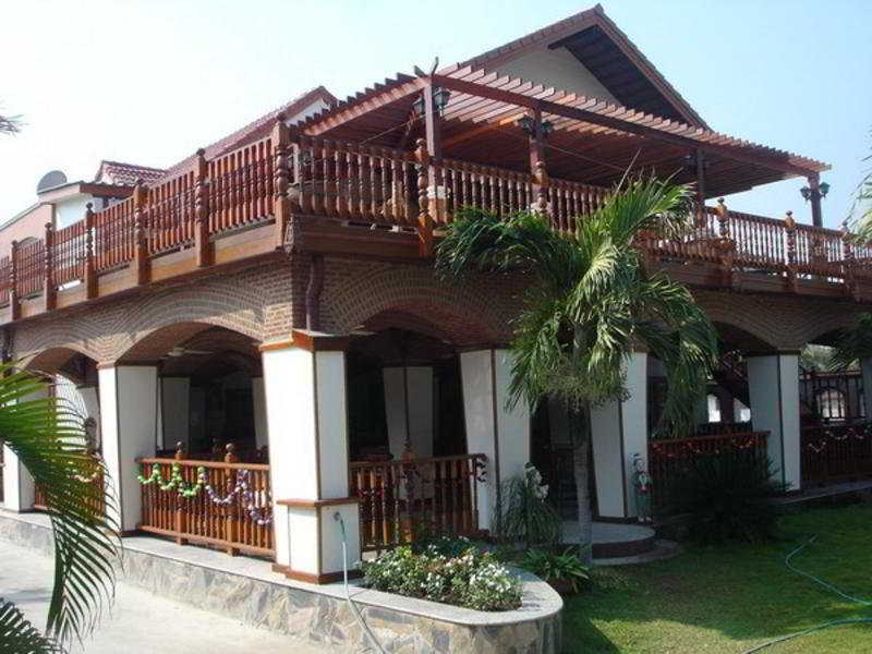 Palm Beach Resort & Hotel