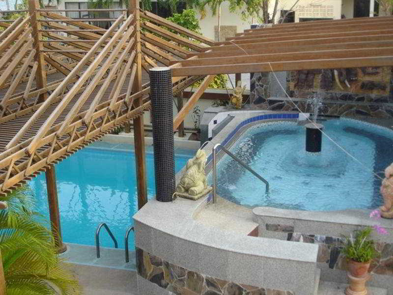 Palm Beach Resort & Hotel