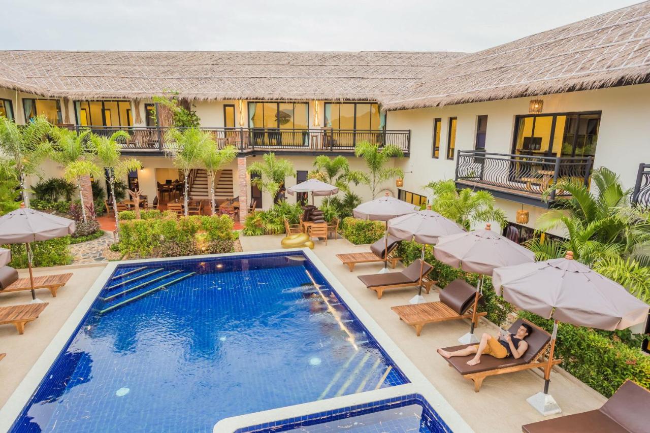 Paprai Villas And Suites
