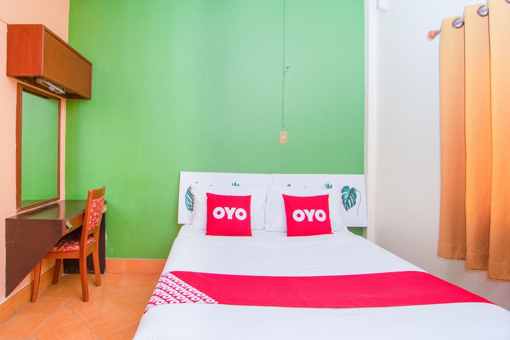 Phasuk Hotel by OYO Rooms