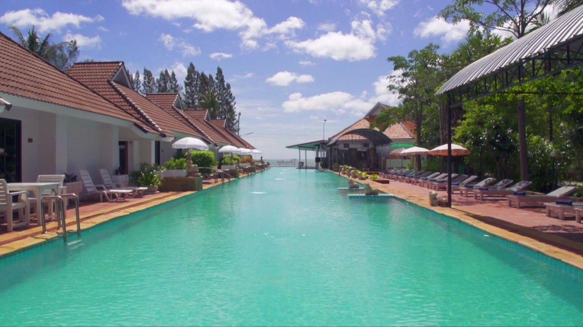 Privacy Beach Resort & Spa