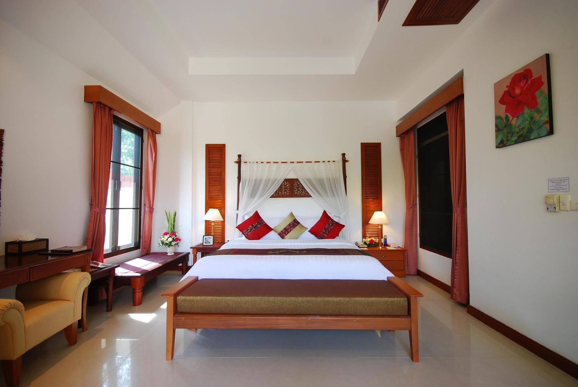 Privacy Beach Resort & Spa