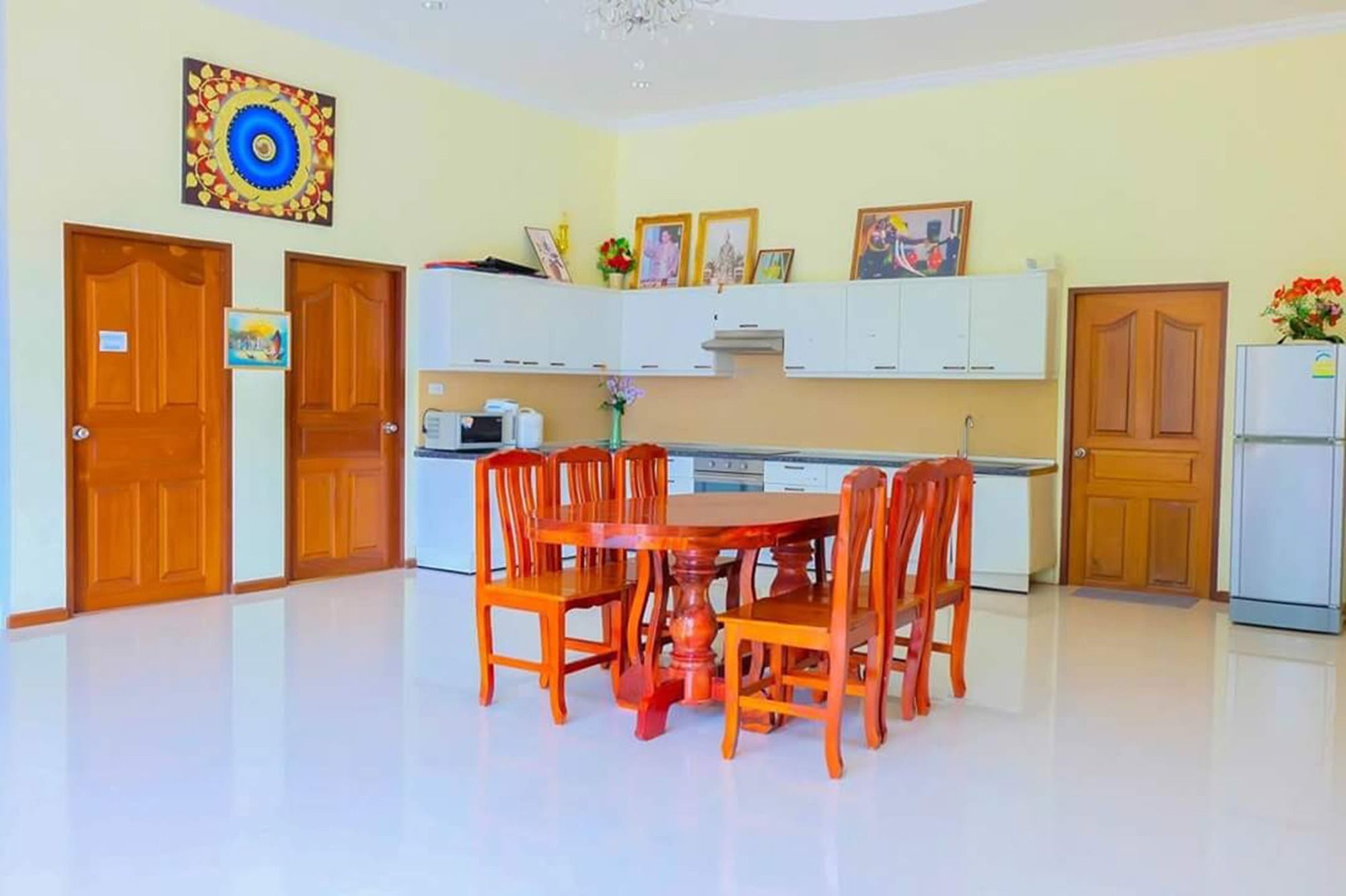 Tansita House