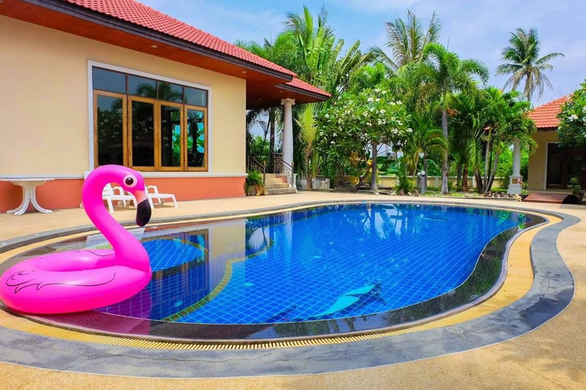 Tansita House