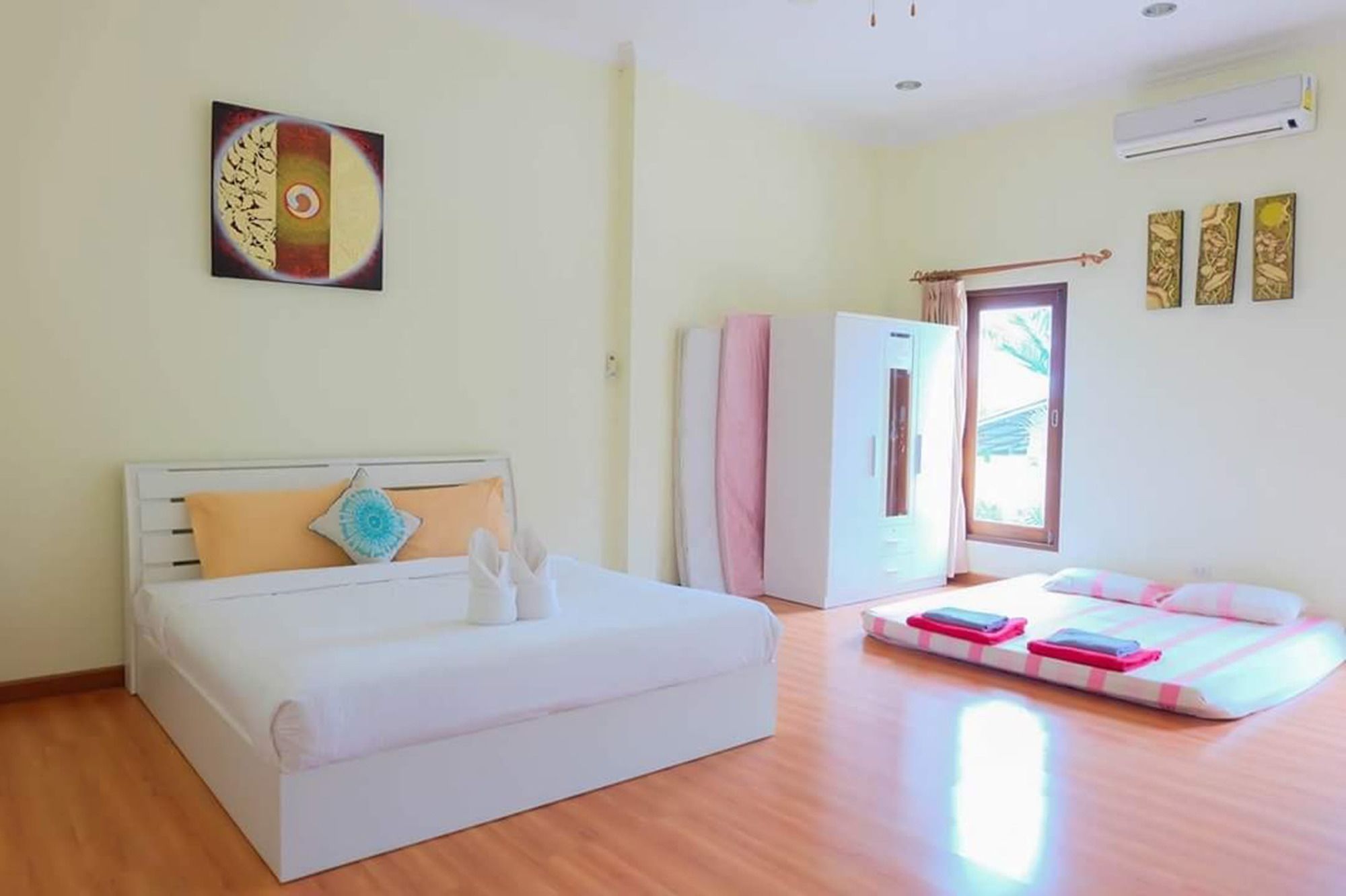 Tansita House