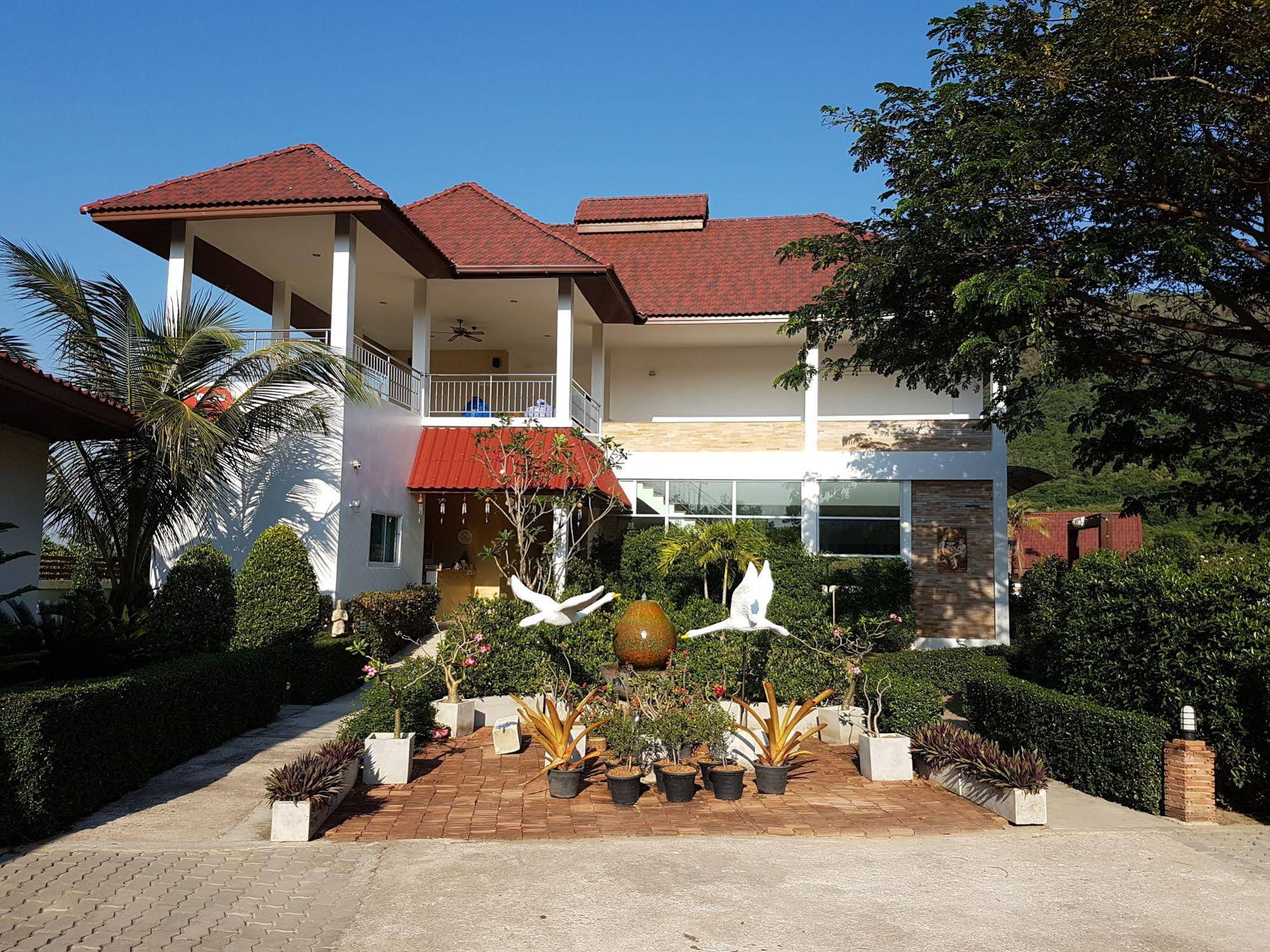 The Hillside Pranburi Resort
