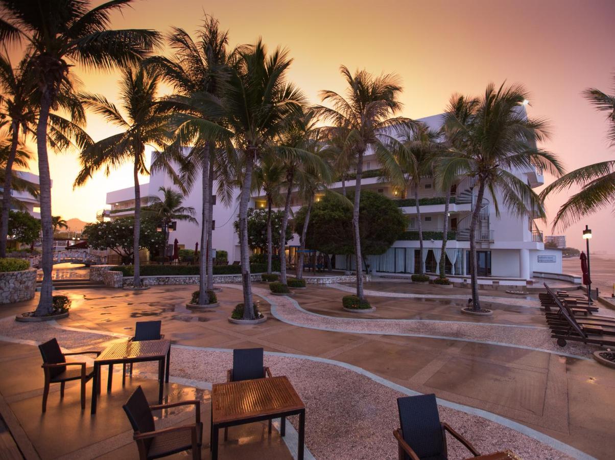 The Imperial Hua Hin Beach Resort