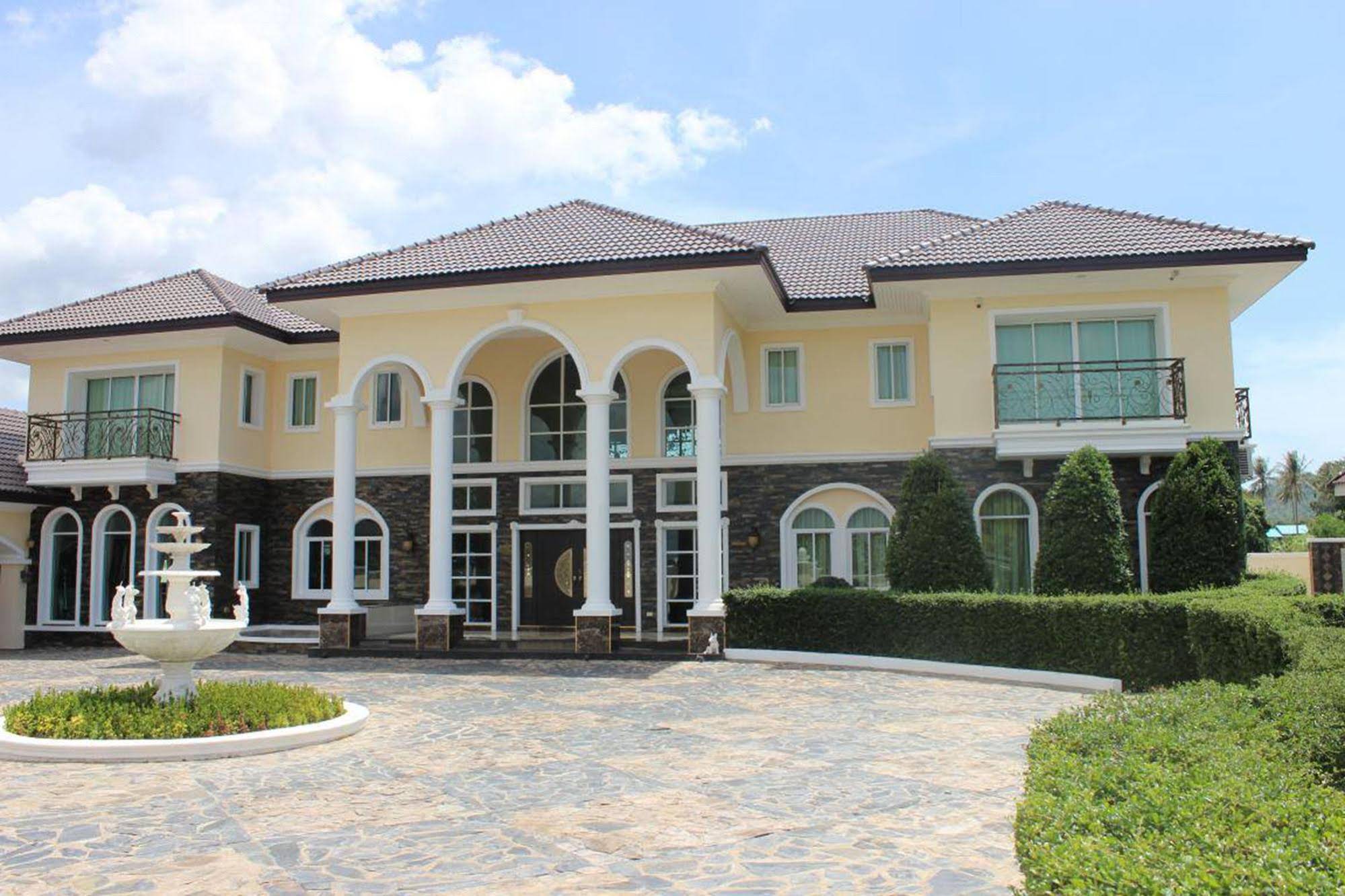 The Mansion