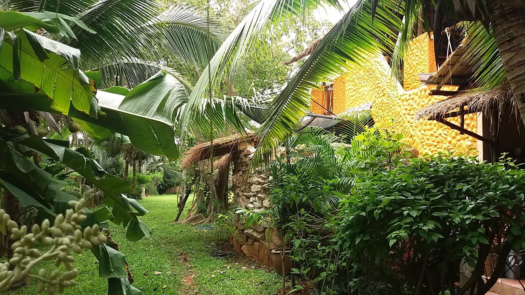 Malee Garden