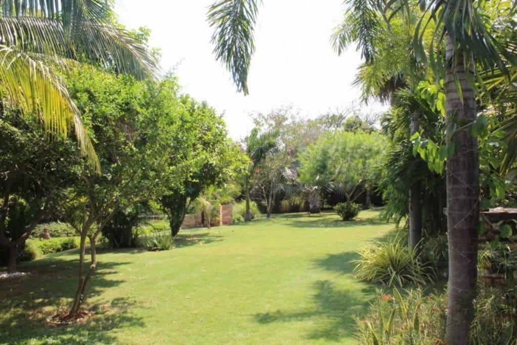 Malee Garden