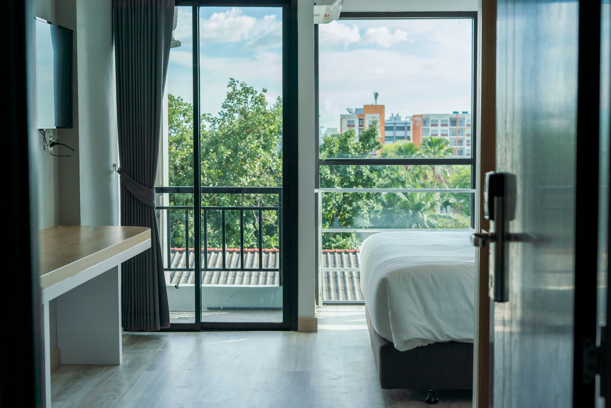 Goodday Hotel